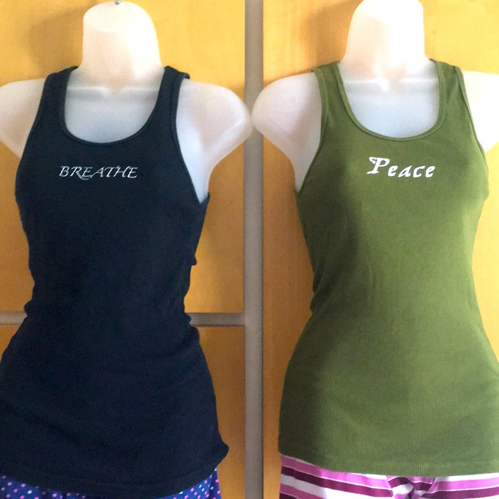 2 Large/Junior Yoga Tanks - Peace & Breathe (Lot of 2)